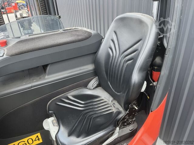 Schubmaststapler Linde R12B-01