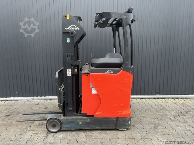 Schubmaststapler Linde R10N-01