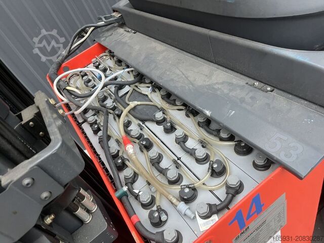 Schubmaststapler Linde R10N-01