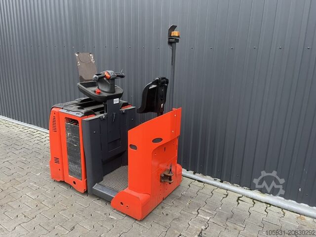 Schlepper Linde P30C