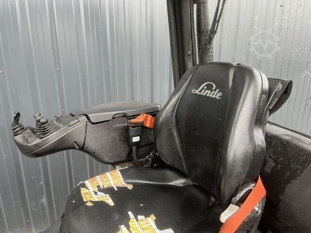 Treibgasstapler Linde H18T-01