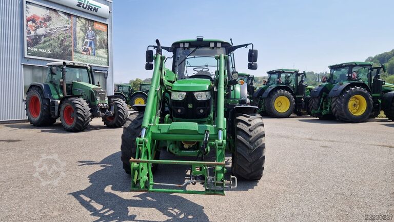 John Deere 6120M CommandQuad John Deere 6120M CommandQuad