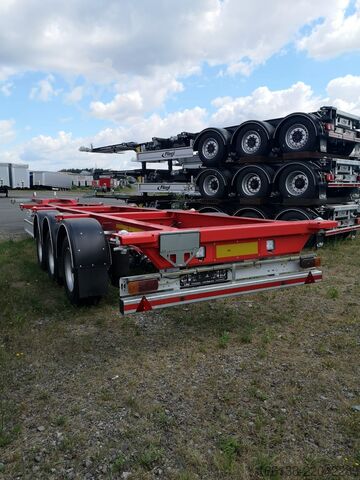 Semitrailer FLIEGL SDS 420 Starr 40" Containersattel