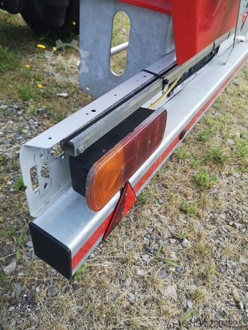 Semitrailer FLIEGL SDS 420 Starr 40" Containersattel