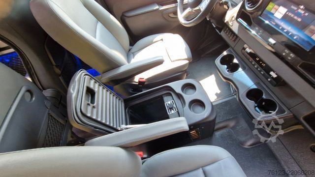 Kleinbus MERCEDES-BENZ 319  Sprinter VIP Shuttle 9 Sitzer  Panoramadach