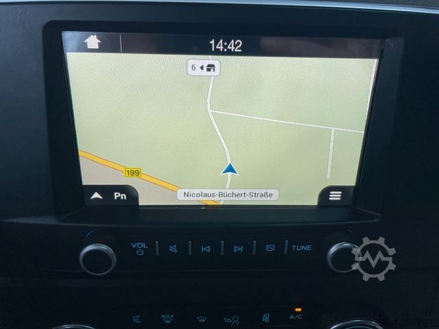 Standard SZM FORD F-Max 500 / 4x2 / Retarder / Navi / 1. Hand