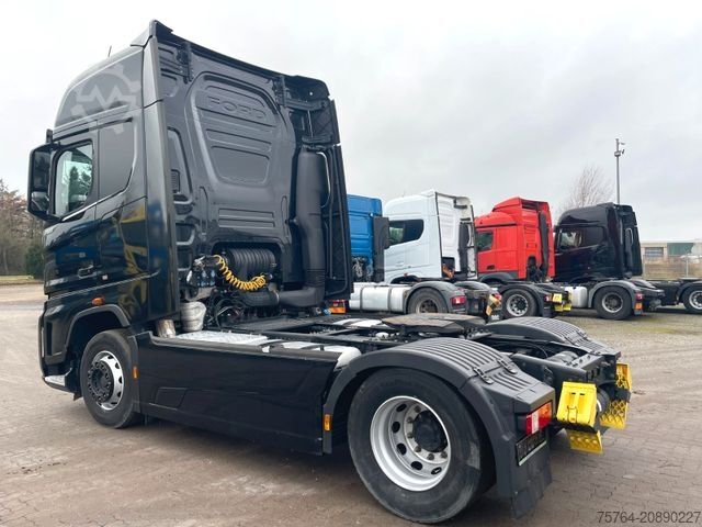 Standard SZM FORD F-Max 500 / 4x2 / Retarder / Navi / 1. Hand