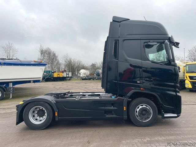 Standard SZM FORD F-Max 500 / 4x2 / Retarder / Navi / 1. Hand