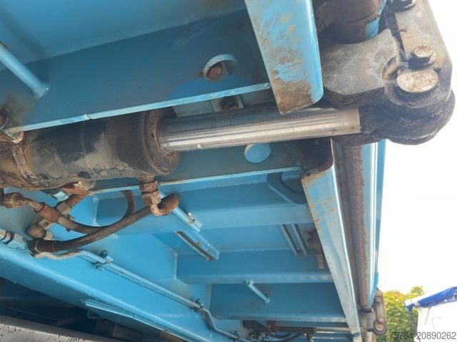 Kipper LKW MERCEDES-BENZ 2643 /6x6H ALLRAD/Meiller/Bordmatik/Schneeplatte