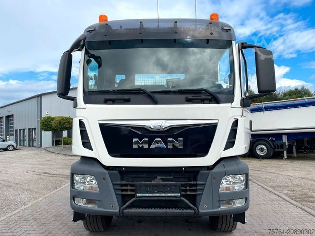 LKW mit Pritsche (offen) MAN TGS 26.440/Pritsche/Hiab 211 EP-3/FUNK/6x6 Hydro