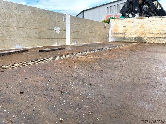 LKW mit Pritsche (offen) MAN TGS 26.440/Pritsche/Hiab 211 EP-3/FUNK/6x6 Hydro