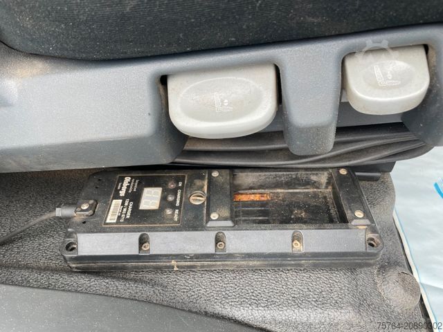 LKW mit Pritsche (offen) MAN TGS 26.440/Pritsche/Hiab 211 EP-3/FUNK/6x6 Hydro