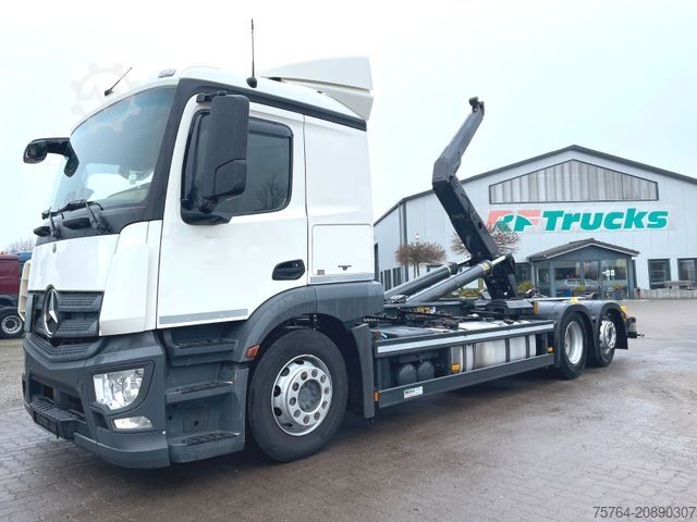 Abrollkipper MERCEDES-BENZ 2543 Actros/Meiler Abroller RS21.70/Funk/Gelenkt