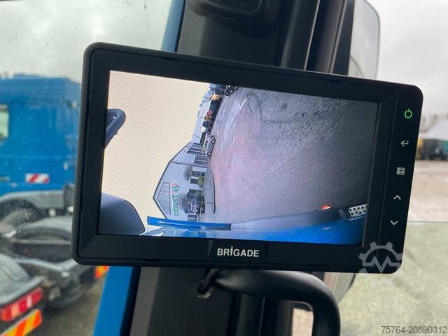 LKW mit Pritsche (offen) MAN TGM 15.250/HIAB Kran/Funk/ 6,7m Pritsche/94tkm