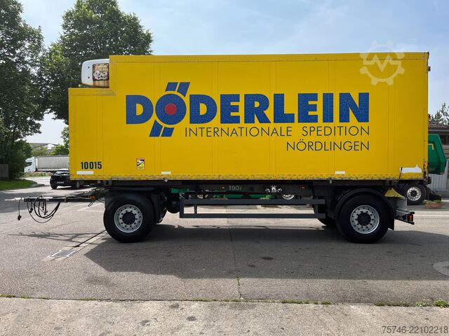 Kühl-/Tiefkühltransport Schmitz Cargobull 4x WKO Lafette mit Tiefkühlkoffer-Wechselbrücke
