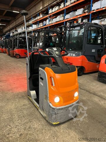 Tow Tractor Still Still LTX BJ 2020