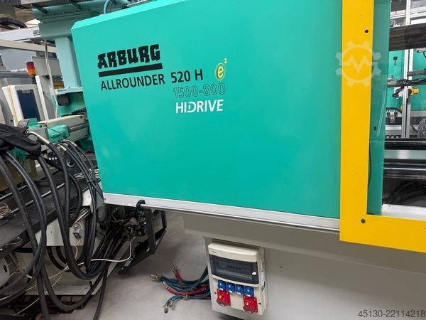 Injection molding machine Arburg 520H 1500-800 e²
