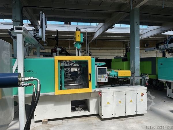 Injection molding machine Arburg 520S 1600-290/100