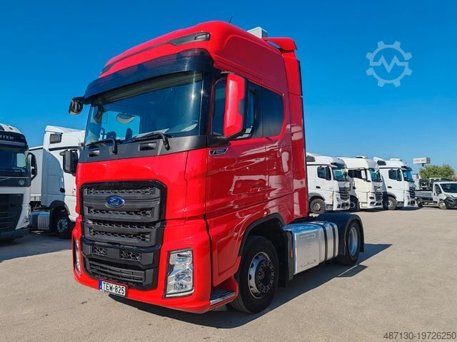 Standard tractor unit FORD F-MAX 500