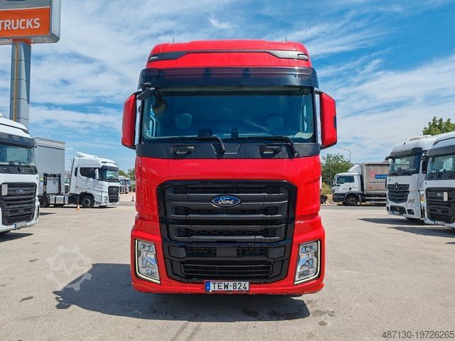 Standard tractor unit FORD F-MAX 500