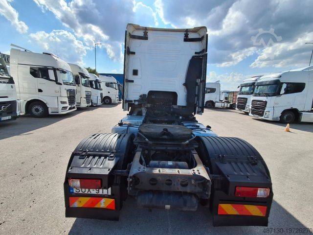 Standard tractor unit FORD F-MAX 500