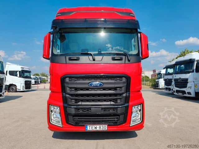 Standard tractor unit FORD F-MAX 500