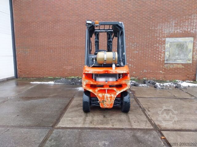 Treibgasstapler Linde H30T