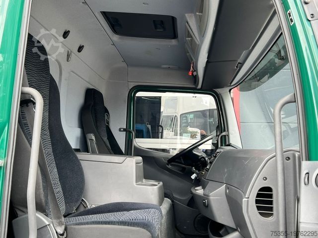 Transporter mit Pritsche & Plane MERCEDES-BENZ Atego 823 Euro6 Klima 6,1m P+P AHK Orig.