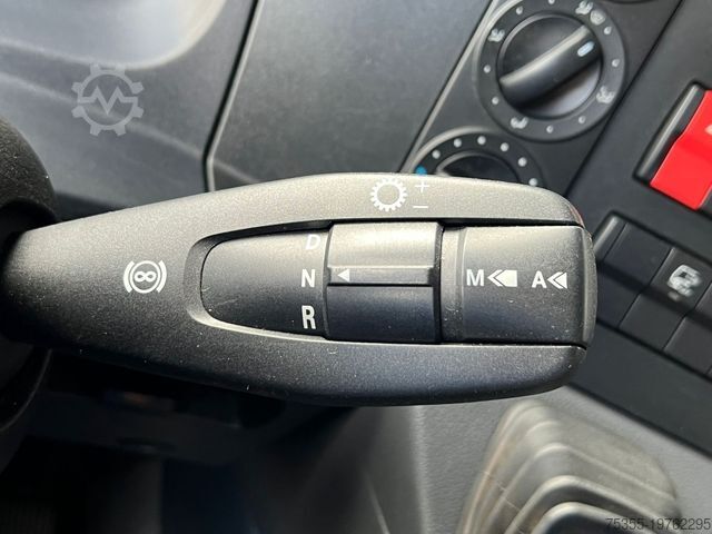 Transporter mit Pritsche & Plane MERCEDES-BENZ Atego 823 Euro6 Klima 6,1m P+P AHK Orig.