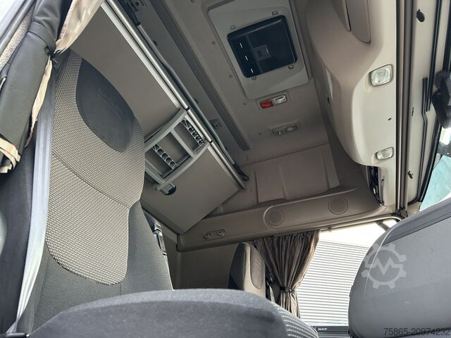 Standard tractor DAF XF 460 FT SSC / 804 dkm / Tacho V2 / 2 Tanks / ...