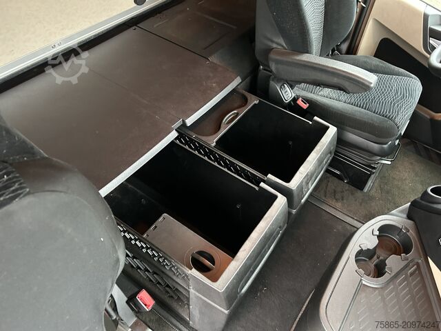 Standard tractor Mercedes-Benz Actros 1842 Gigaspace / 430 dkm / NL Truck / AP...