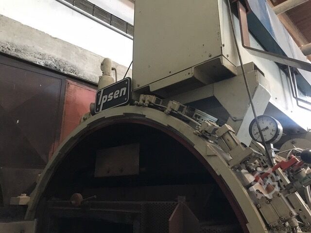 Vacuum hardening furnace IPSEN VTTCK-224-R