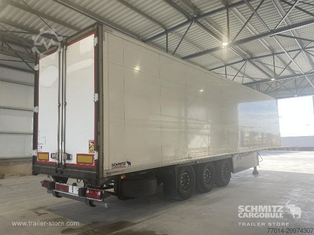 Reefer trailer Schmitz Cargobull Trailer Reefer Standard