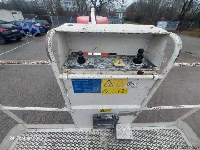 Teleskopbühne Genie S-40