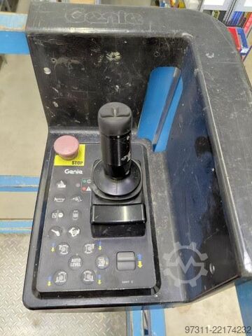 Scherenhebebühne Genie GS-4390 RT