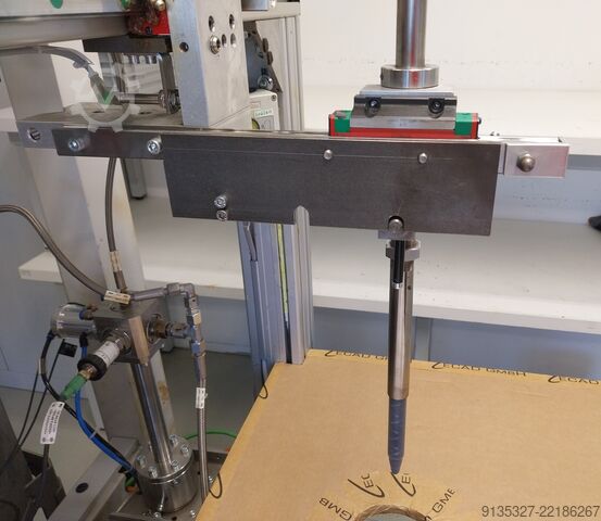 Vacuum casting system with manual sliding axis Rampf Production Systems GmbH & Co. KG C-DS + M
