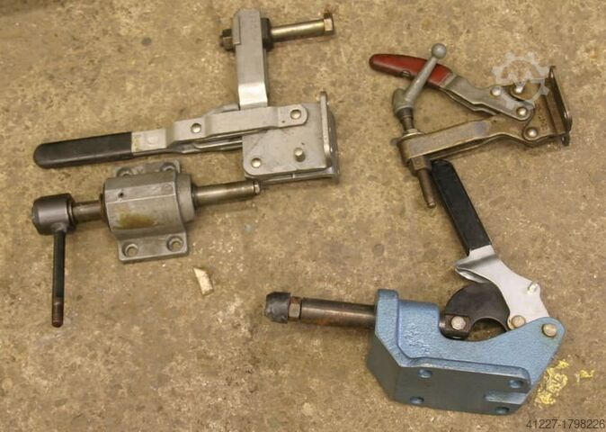 Tool cabinet with drill bushings Niederberger mit Ersatzteilen für Werkzeugbau