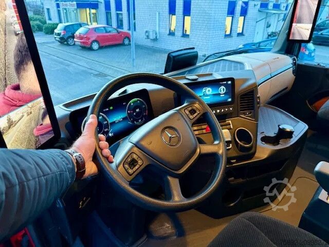 Standard-SZM Mercedes-Benz Actros 5 /2148/Mirror CAM/ BigSpace/Euro6