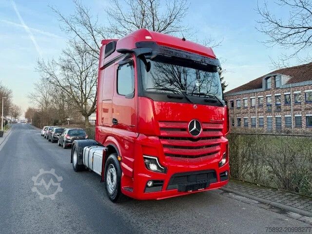 Standard-SZM Mercedes-Benz Actros 5 /2148/Mirror CAM/ BigSpace/Euro6