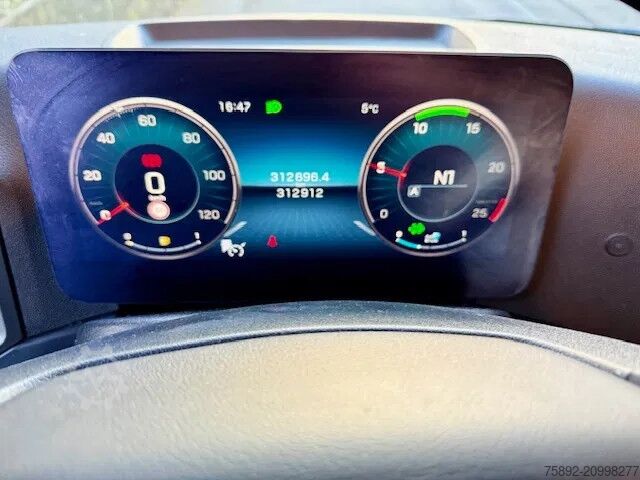 Standard-SZM Mercedes-Benz Actros 5 /2148/Mirror CAM/ BigSpace/Euro6