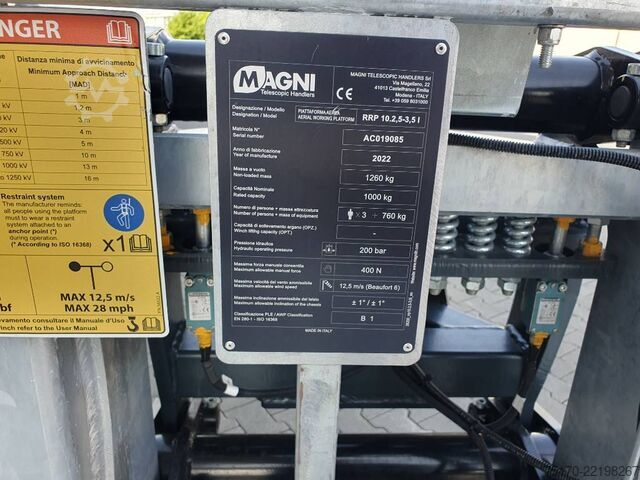 Magni Dachdeckerkorb / Arbeitskorb / 1.000 kg / RTH 2022 Magni Dachdeckerkorb / Arbeitskorb / 1.000 kg / RTH 2022