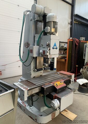 Drilling / Jig Boring Machine Constant Supemec P65