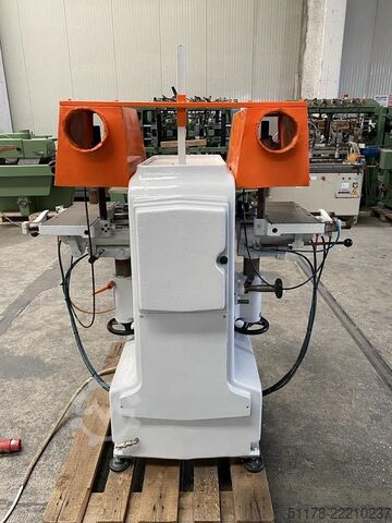 Double zero-knot saw with 1-point head per side Bacci 