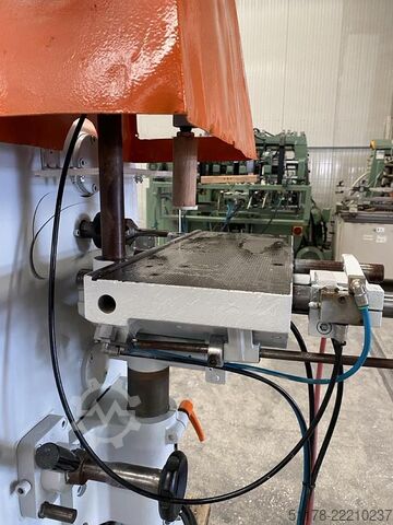 Double zero-knot saw with 1-point head per side Bacci 