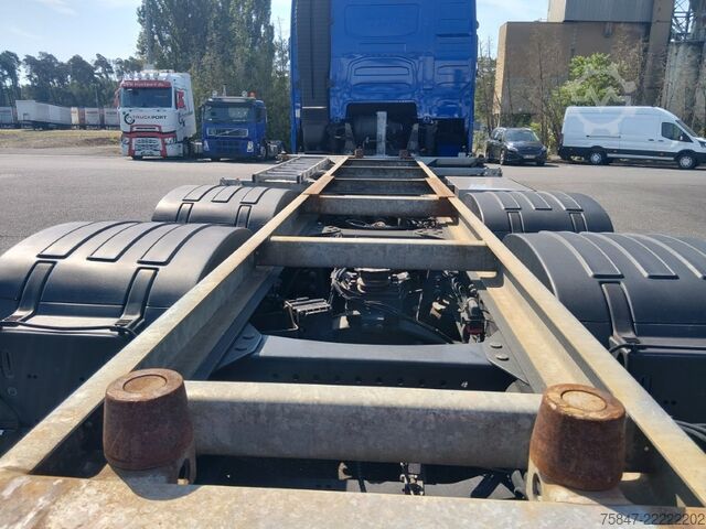 Swap body truck Volvo FH 420 Multi-Wechsler 7.45/7.82