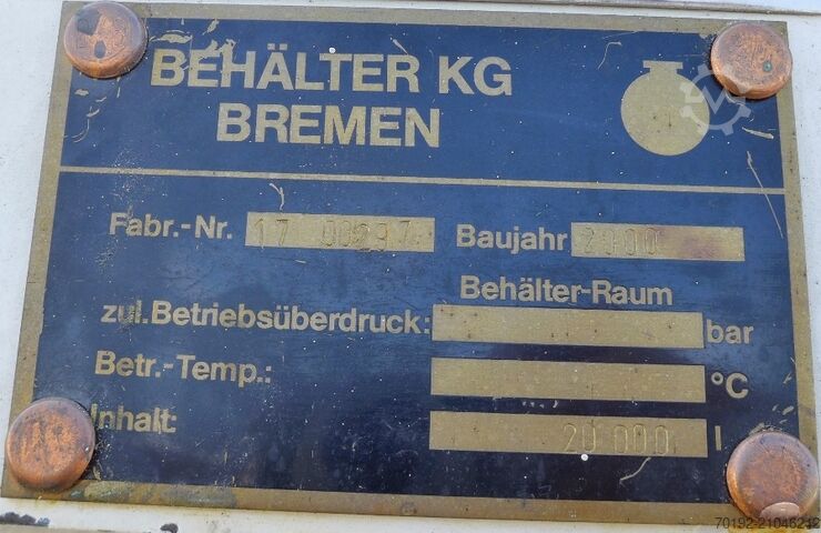 20000 Liter Behälter aus V2A mit Sicherheitsdoppelmantel (nach DIN 6616D)  9134