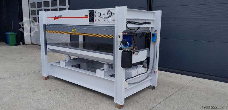 Italpresse shelf press 1300x2500 4/26 Italpresse 1300x2500 4/26
