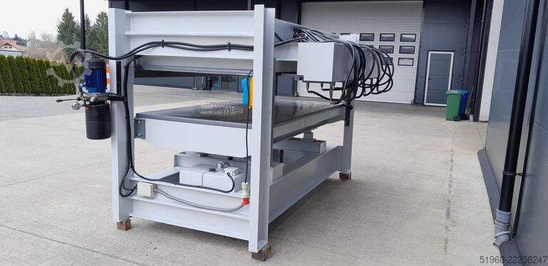 Italpresse shelf press 1300x2500 4/26 Italpresse 1300x2500 4/26