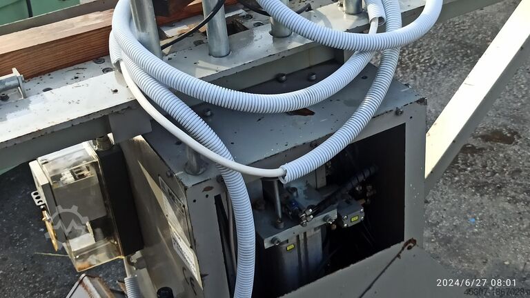 FRÄSMASCHINE FÜR PVC-RAHMEN UNTER TÜRGRIFFEN HESS BOHRSTATION   U