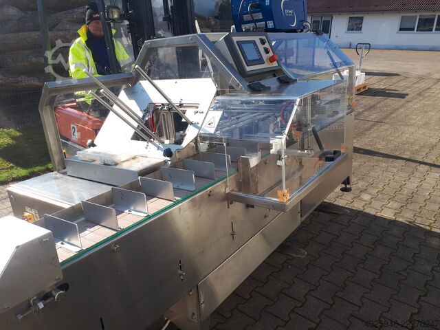 Cardboard packaging machine  